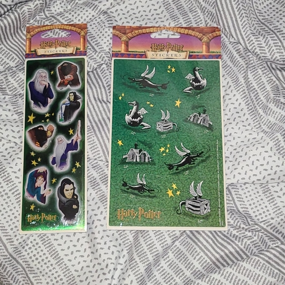 2 pr of Harry Potter Platform 9 3/4 Sherpa Slipper Socks bundle - Picture 6 of 7